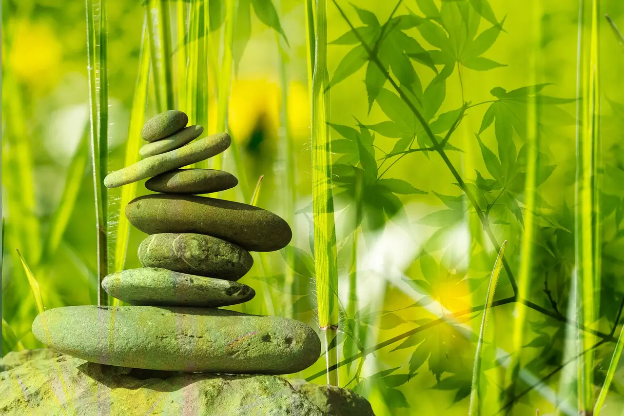 Stacked zen stones symbolizing balance and inner calm for hypnotherapy